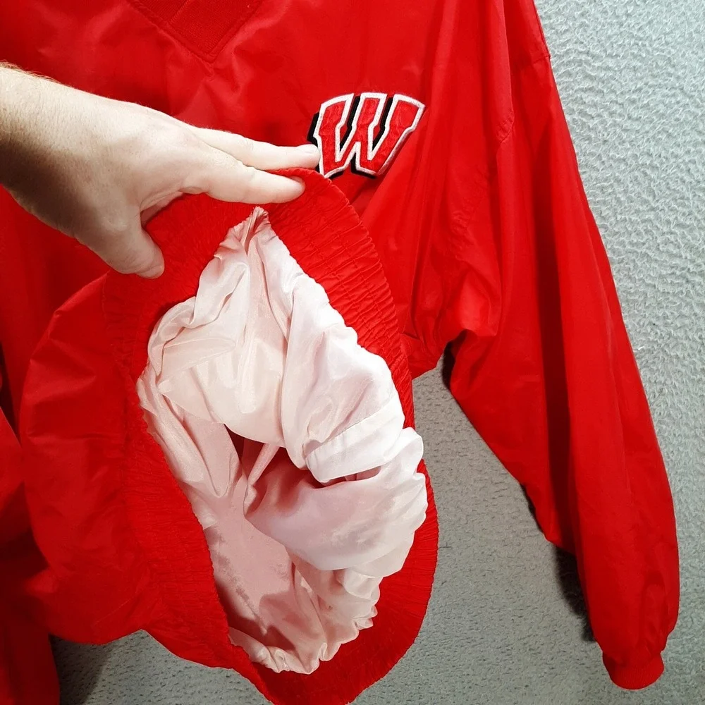 Vintage Wisconsin Badgers Jacket Adult Large Red Windbreaker 1990s Y2K NCAA‎